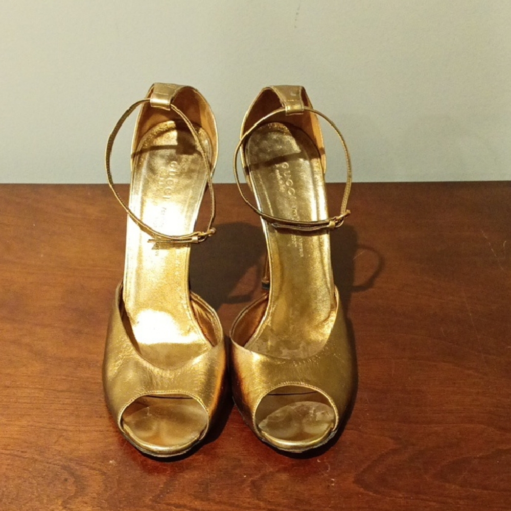 Gucci Gold Peep-Toe Heels with rhinestone decorative heel 10B
